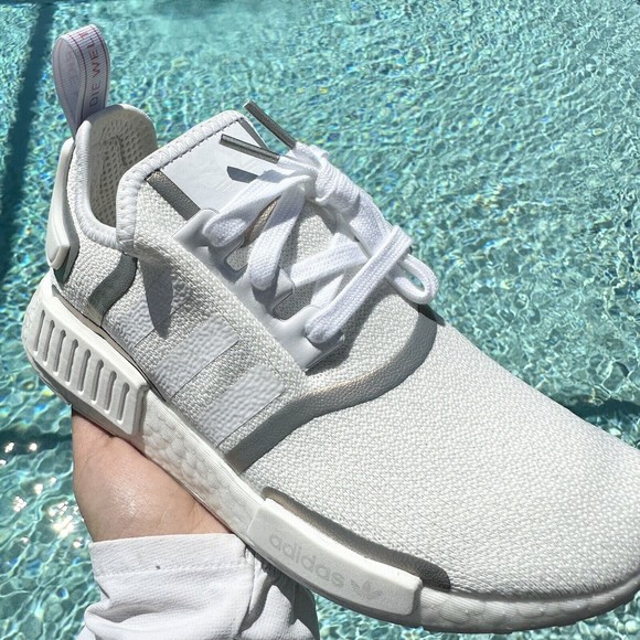 WOMEN'S Adidas Originals NMD R1 White Iridescent FV1797 - Picture 9 of 10